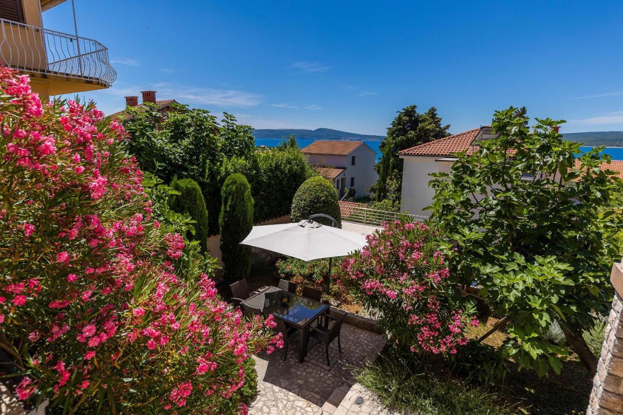 Apartments Nada Selce Exterior photo