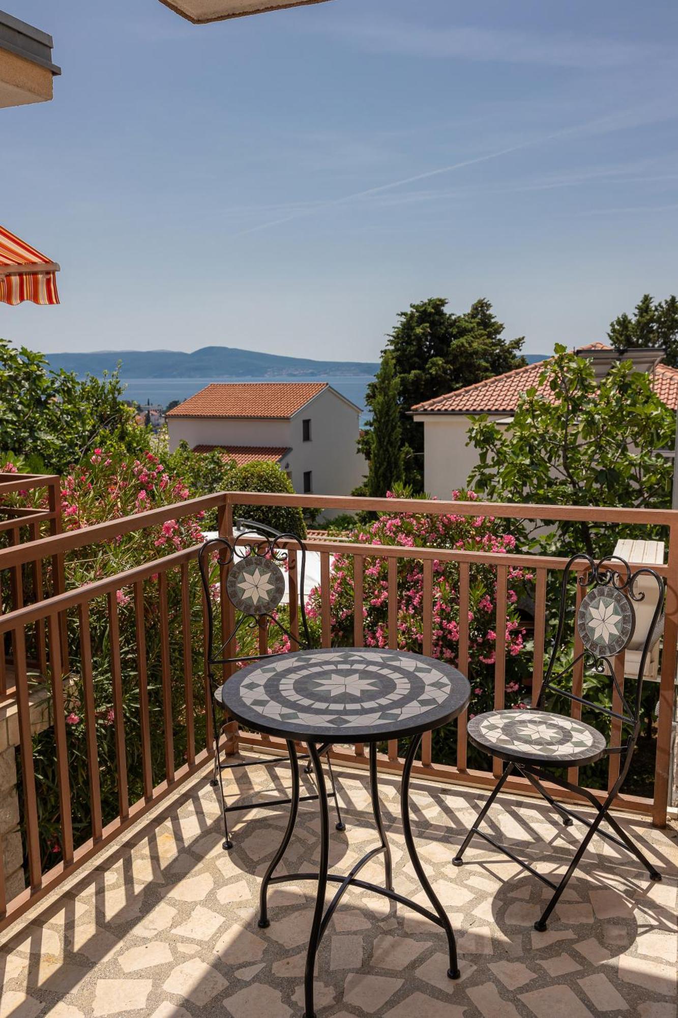 Apartments Nada Selce Exterior photo